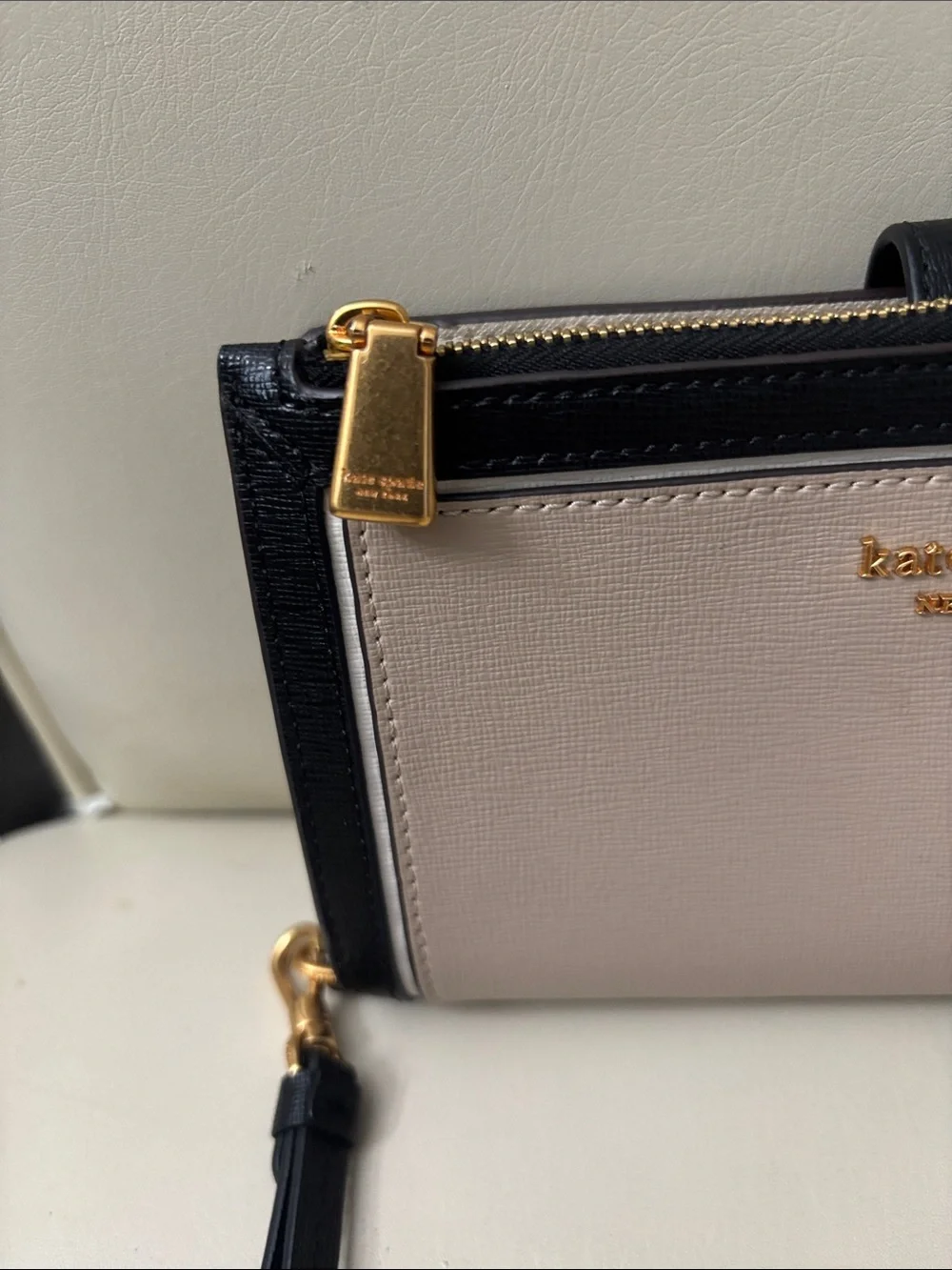 kate spade Two-Tone Black and Cream Wristlet Wallet